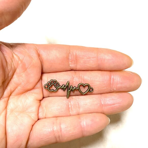 3/10$, Bronze Paw Print Heart Beat Charm for Jewelry Making, DIY Projects - Picture 4 of 4